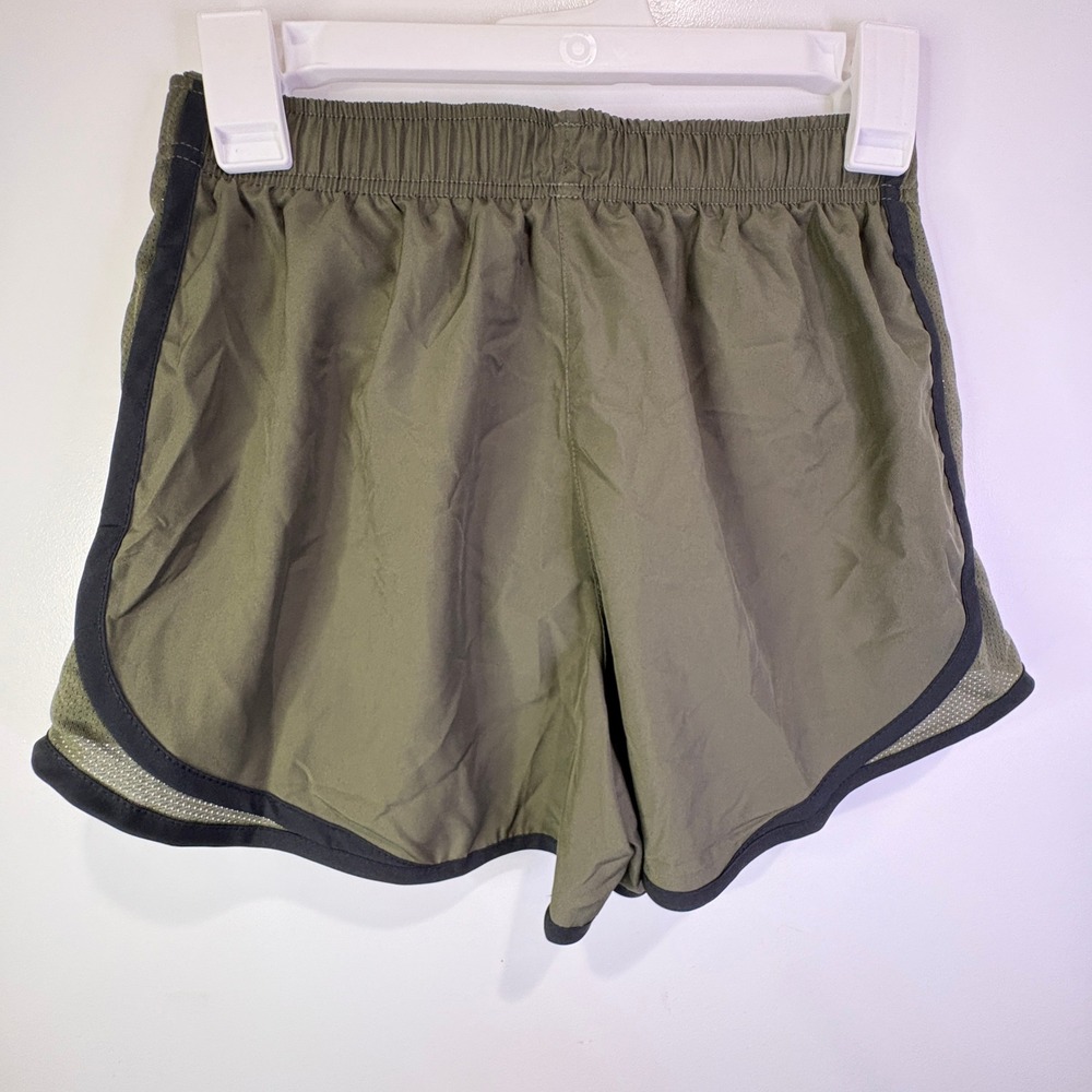 Nike Women's Dri-fit  running shorts CU8890-325 camo green size XS $32 MSRP